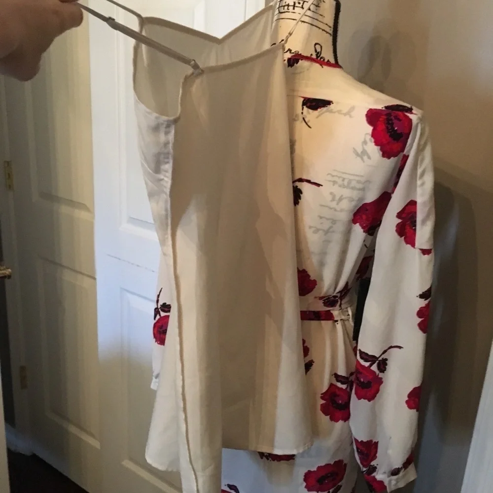 Marciano  floral mini dress. xs new w/tags